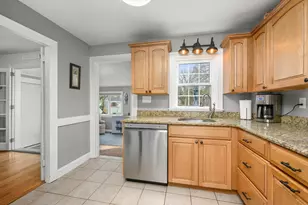 442 Pine St, Barnstable, MA 02632 - Photo 11