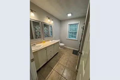 112 Burlington Street, Woburn, MA 01801 - Photo 11