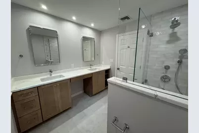 112 Burlington Street, Woburn, MA 01801 - Photo 9