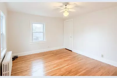 127A Plain St, Braintree, MA 02184 - Photo 13