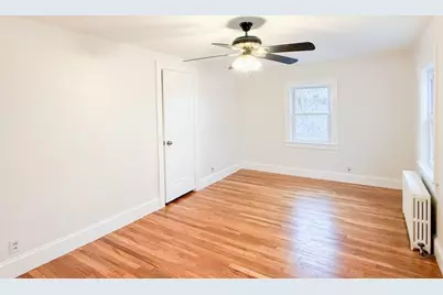 127A Plain St, Braintree, MA 02184 - Photo 15