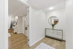 39 Hemenway St, Boston, MA 02115 - Photo 7