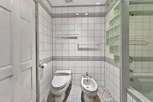 319 Marlborough St, Boston, MA 02116 - Photo 31