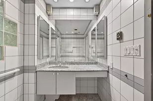 319 Marlborough St, Boston, MA 02116 - Photo 29