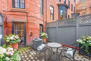 319 Marlborough St, Boston, MA 02116 - Photo 3