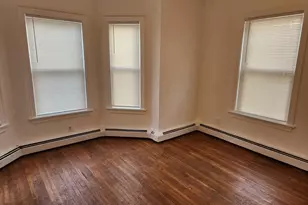 107 Hollingsworth St, Lynn, MA 01902 - Photo 5