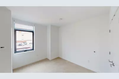 80 Fenwood Rd #813, Boston, MA 02115 - Photo 7