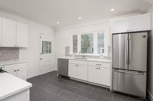 92 Clinton Pl, Newton, MA 02459 - Photo 11