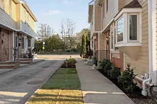 125 Grove St, Watertown, MA 02472 - Photo 17