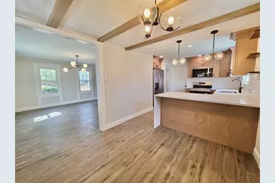 8 Wolf Hill Rd, Smithfield, RI 02917 - Photo 13