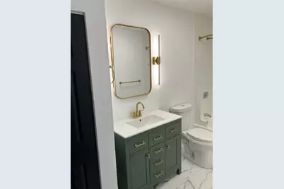 1000 Lexington St #42, Waltham, MA 02452 - Photo 3