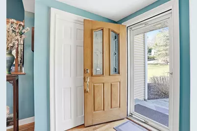 33 Algonquin Rd, Canton, MA 02021 - Photo 3