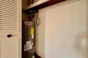 115 W Sqantum, Quincy, MA 02171 - Photo 21