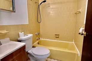 115 W Sqantum, Quincy, MA 02171 - Photo 19