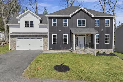 6 Barrows Rd, Worcester, MA 01609 - Photo 1