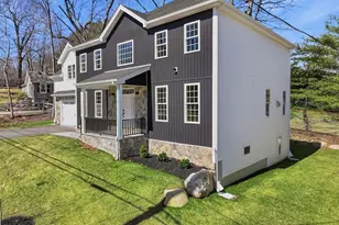 6 Barrows Rd, Worcester, MA 01609 - Photo 3