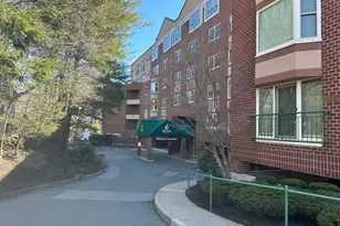 1 Watermill Pl, Arlington, MA 02476 - Photo 15