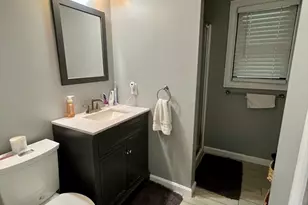 659 E 6th St, Boston, MA 02127 - Photo 11