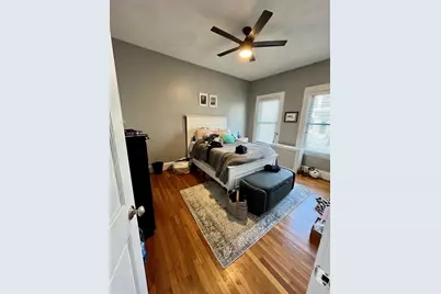 659 E 6th St, Boston, MA 02127 - Photo 9