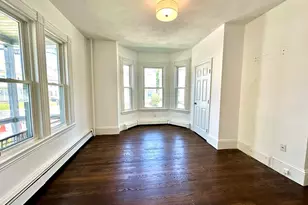 70 Gardner St, Waltham, MA 02453 - Photo 9