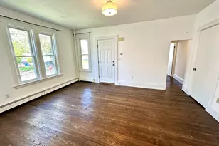 70 Gardner St, Waltham, MA 02453 - Photo 7