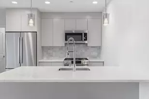 16 Boardman St, Boston, MA 02128 - Photo 3