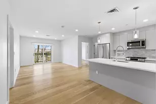 16 Boardman St, Boston, MA 02128 - Photo 19