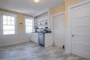 434 Essex St, Salem, MA 01970 - Photo 13