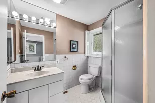 37 Bemis Rd, Holyoke, MA 01040 - Photo 21