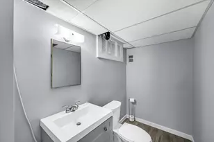 37 Bemis Rd, Holyoke, MA 01040 - Photo 35