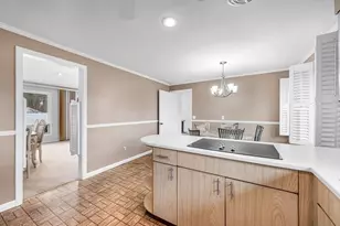 37 Bemis Rd, Holyoke, MA 01040 - Photo 9