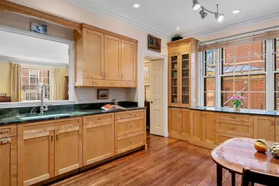 101 Chestnut Street #E, Boston, MA 02108 - Photo 9