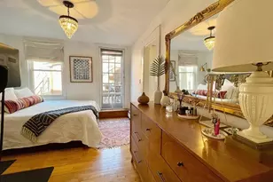 4 Derne St, Boston, MA 02114 - Photo 11