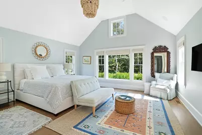 8 Paddock Rd, Oak Bluffs, MA 02557 - Photo 19