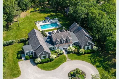 8 Paddock Rd, Oak Bluffs, MA 02557 - Photo 1