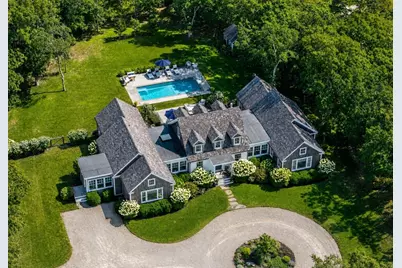 8 Paddock Rd, Oak Bluffs, MA 02557 - Photo 1