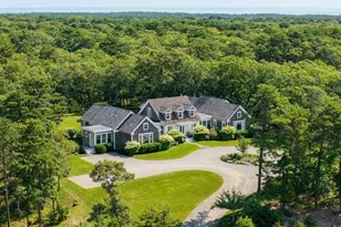 8 Paddock Rd, Oak Bluffs, MA 02557 - Photo 3