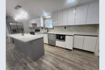 52 Glenwood Rd, Lynn, MA 01904 - Photo 13