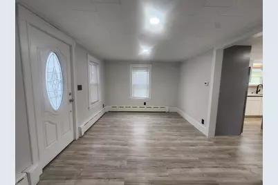 52 Glenwood Rd, Lynn, MA 01904 - Photo 5