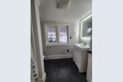 52 Glenwood Rd, Lynn, MA 01904 - Photo 15