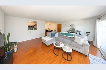 24 Williamsburg Ct #21, Shrewsbury, MA 01545 - Photo 5