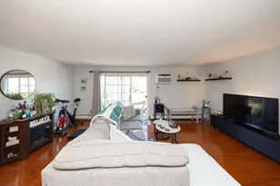 24 Williamsburg Ct, Shrewsbury, MA 01545 - Photo 3