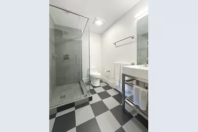 17 Gloucester St #5, Boston, MA 02115 - Photo 19