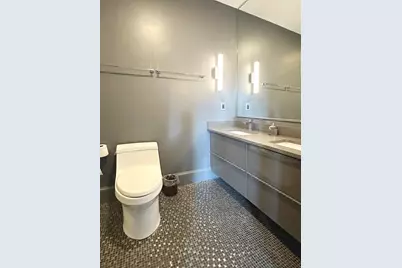 17 Gloucester St #5, Boston, MA 02115 - Photo 15