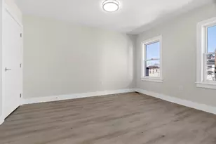 274 Havre, Boston, MA 02128 - Photo 13