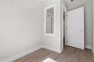 274 Havre, Boston, MA 02128 - Photo 17