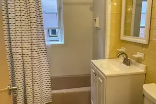 394 Riverway, Boston, MA 02115 - Photo 9