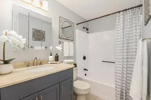 25 Rockland St, Boston, MA 02131 - Photo 7