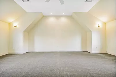 11 Wachusett Rd, Wellesley, MA 02481 - Photo 19