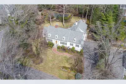 11 Wachusett Rd, Wellesley, MA 02481 - Photo 37